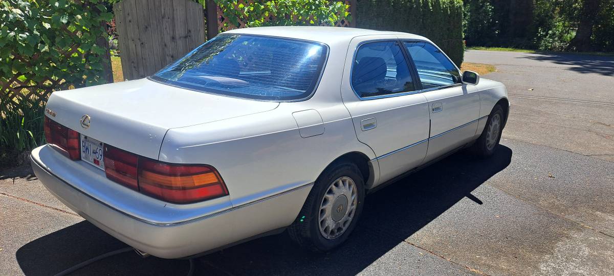 Lexus-Ls400-1991-white