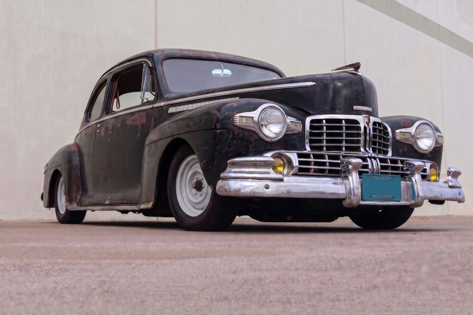 Lincoln-66H-Series-1946-Coupe-Gray