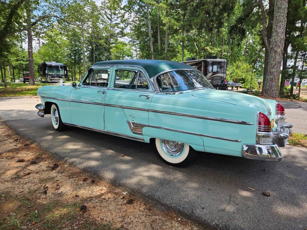 Lincoln-Capri-1954