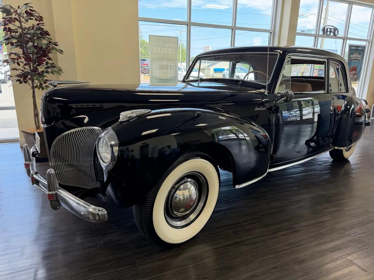 Lincoln-Continental-1941-Black-Beige
