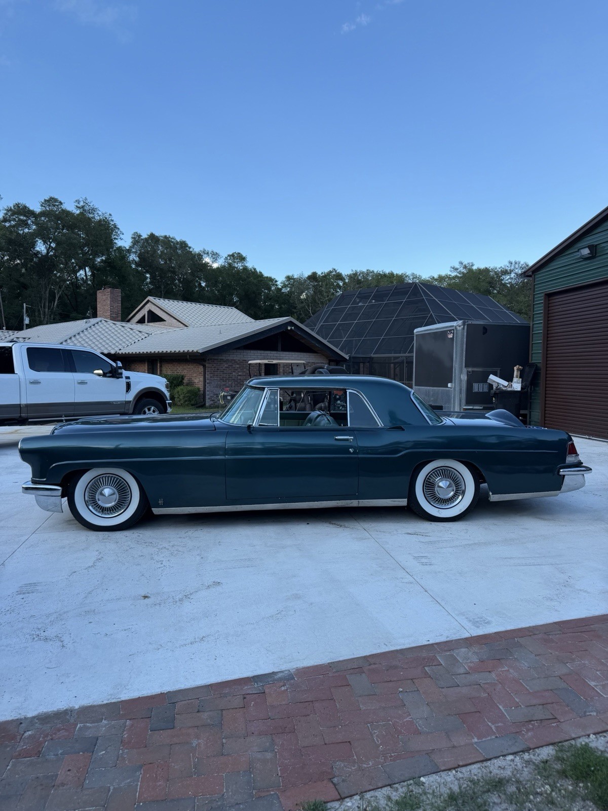 Lincoln-Continental-1956-Coupe-Green