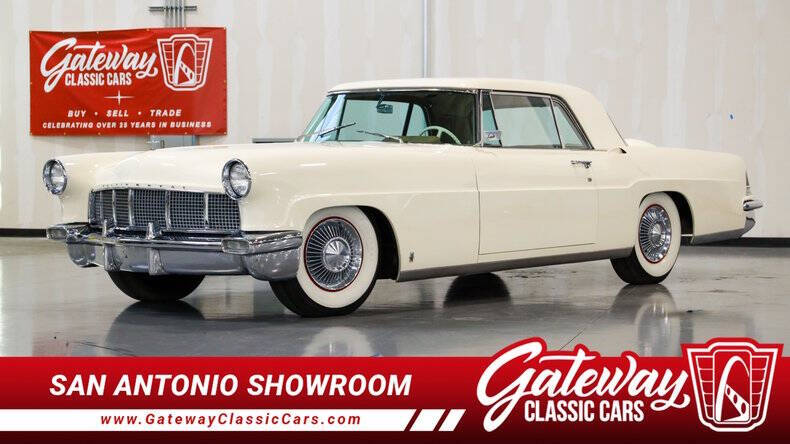 Lincoln-Continental-1956-White-Tan