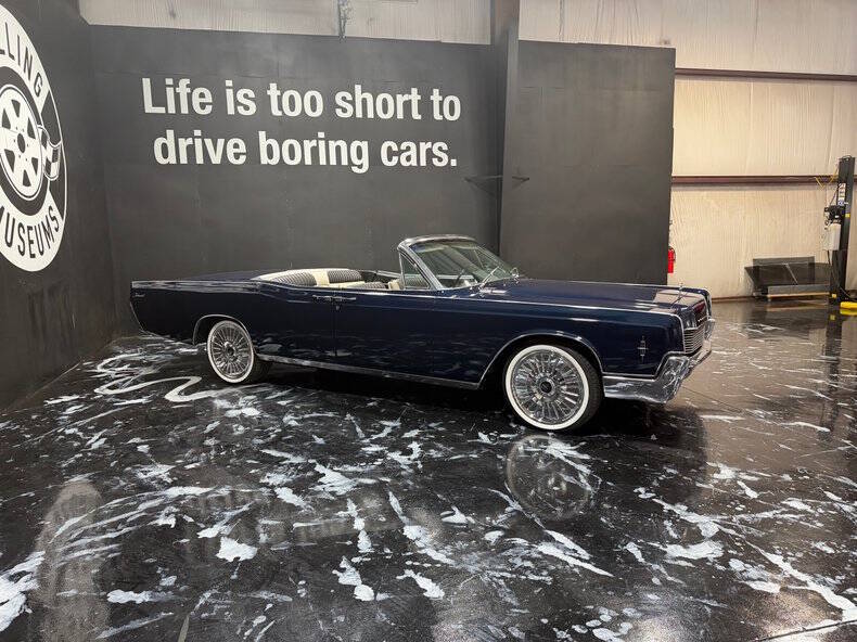 Lincoln-Continental-1966-Blue-White