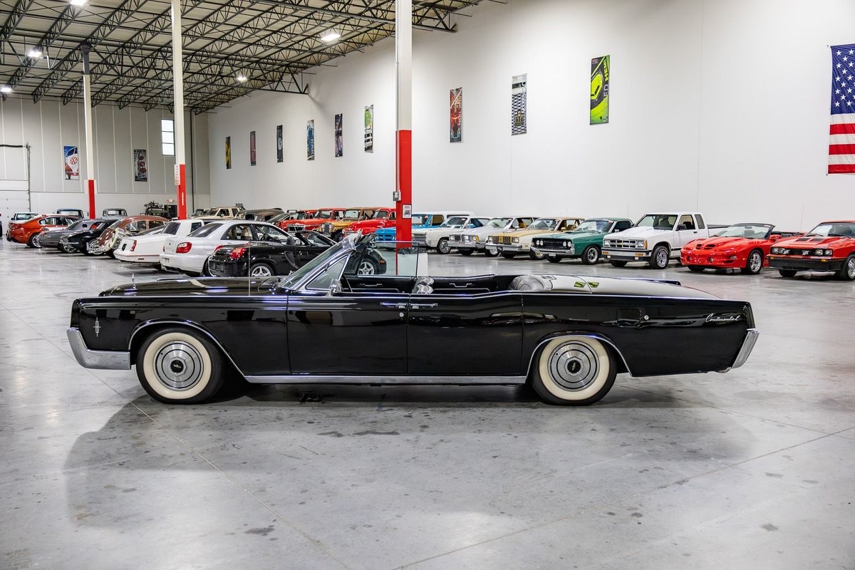 Lincoln Continental 1966