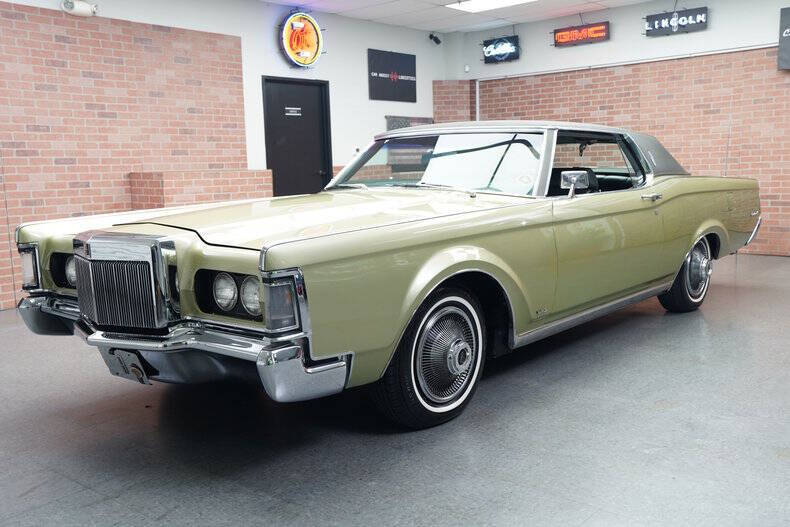 Lincoln-Continental-1969-Medium-Lime-Metallic-Green