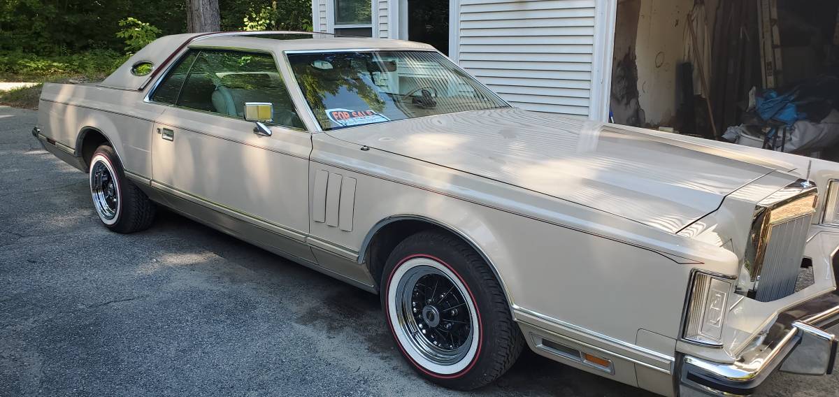 Lincoln-Continental-mark-v-1979