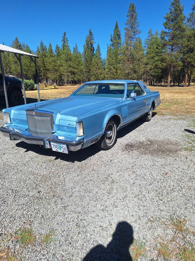 Lincoln-Continental-mk-v-1978-Blue