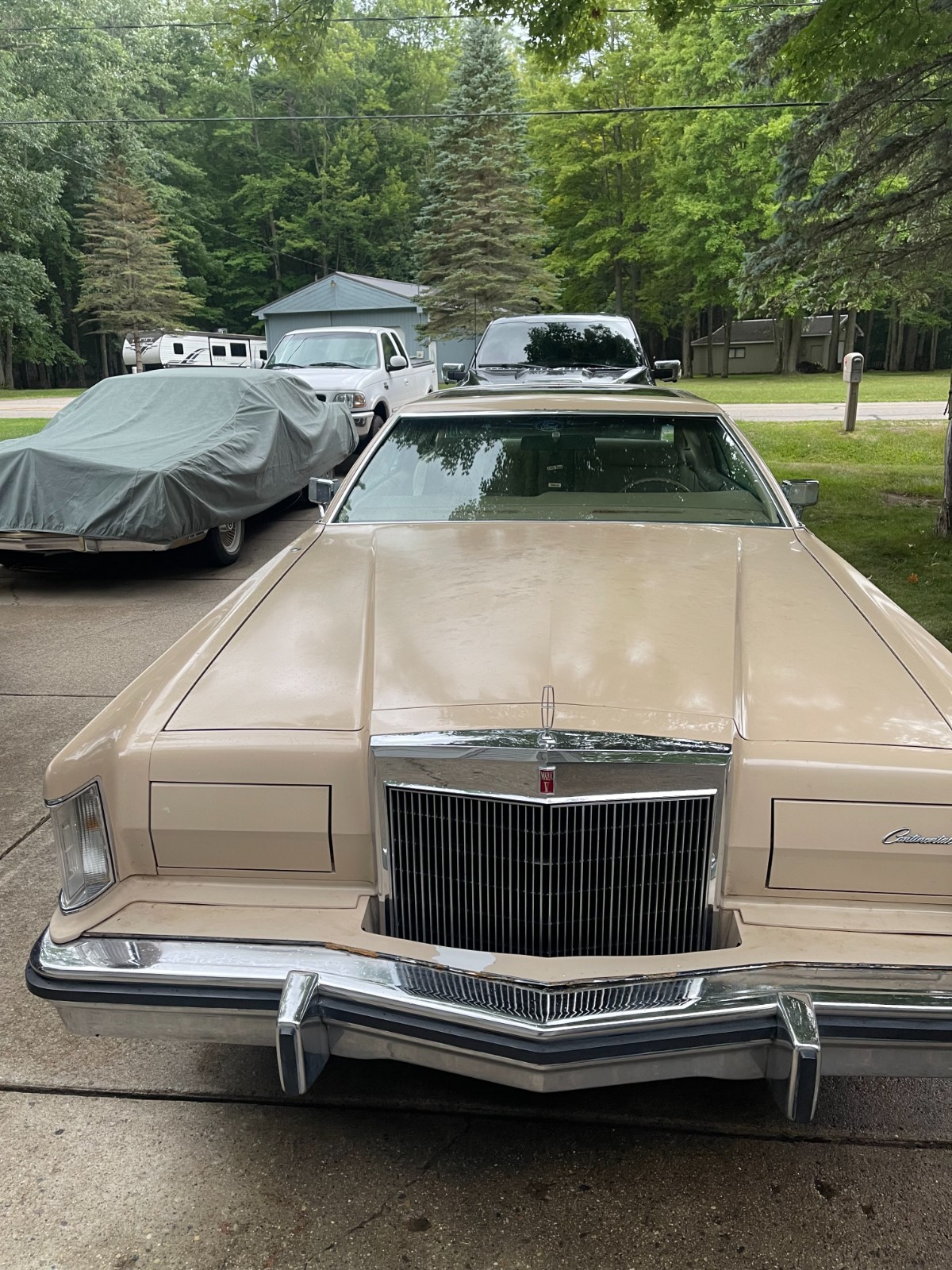 Lincoln-Mark-Series-1978-Coupe-cream