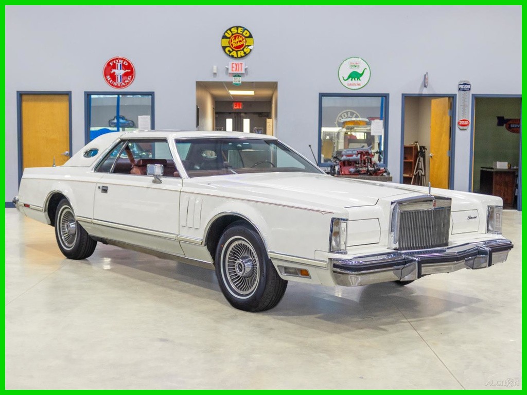 Lincoln-Mark-V-1977-Other-Burgundy