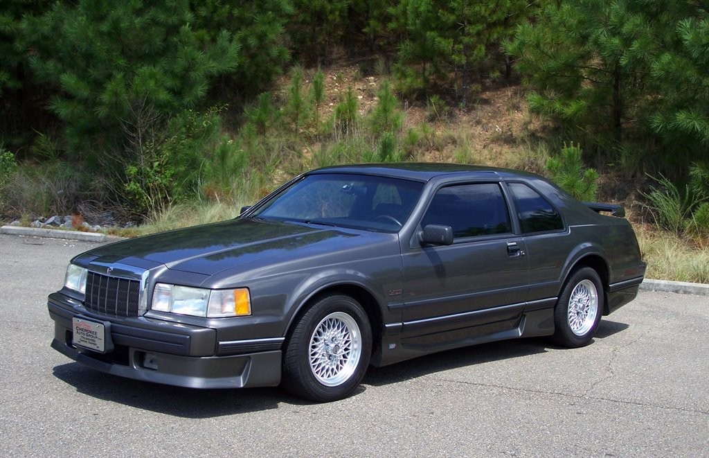 Lincoln Mark VII 1990