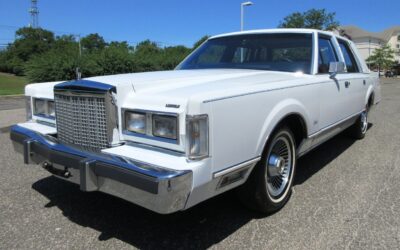 Lincoln Town Car 1985