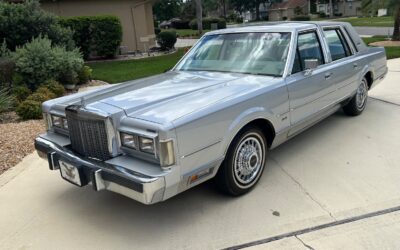 Lincoln Town Car 1985