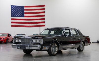 Lincoln Town Car 1988