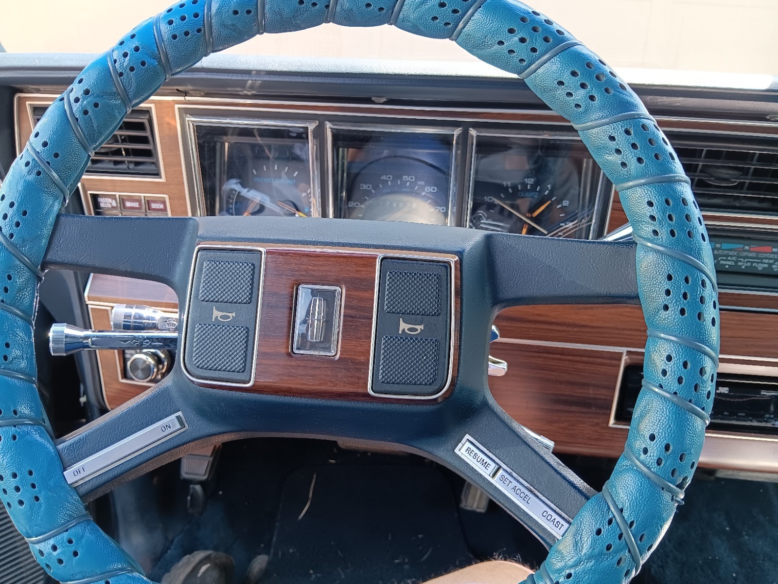 Lincoln Town Car 1988