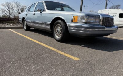 Lincoln Town Car 1990
