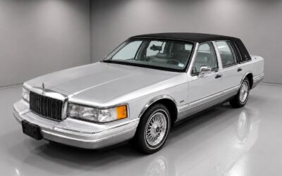 Lincoln Town Car 1992