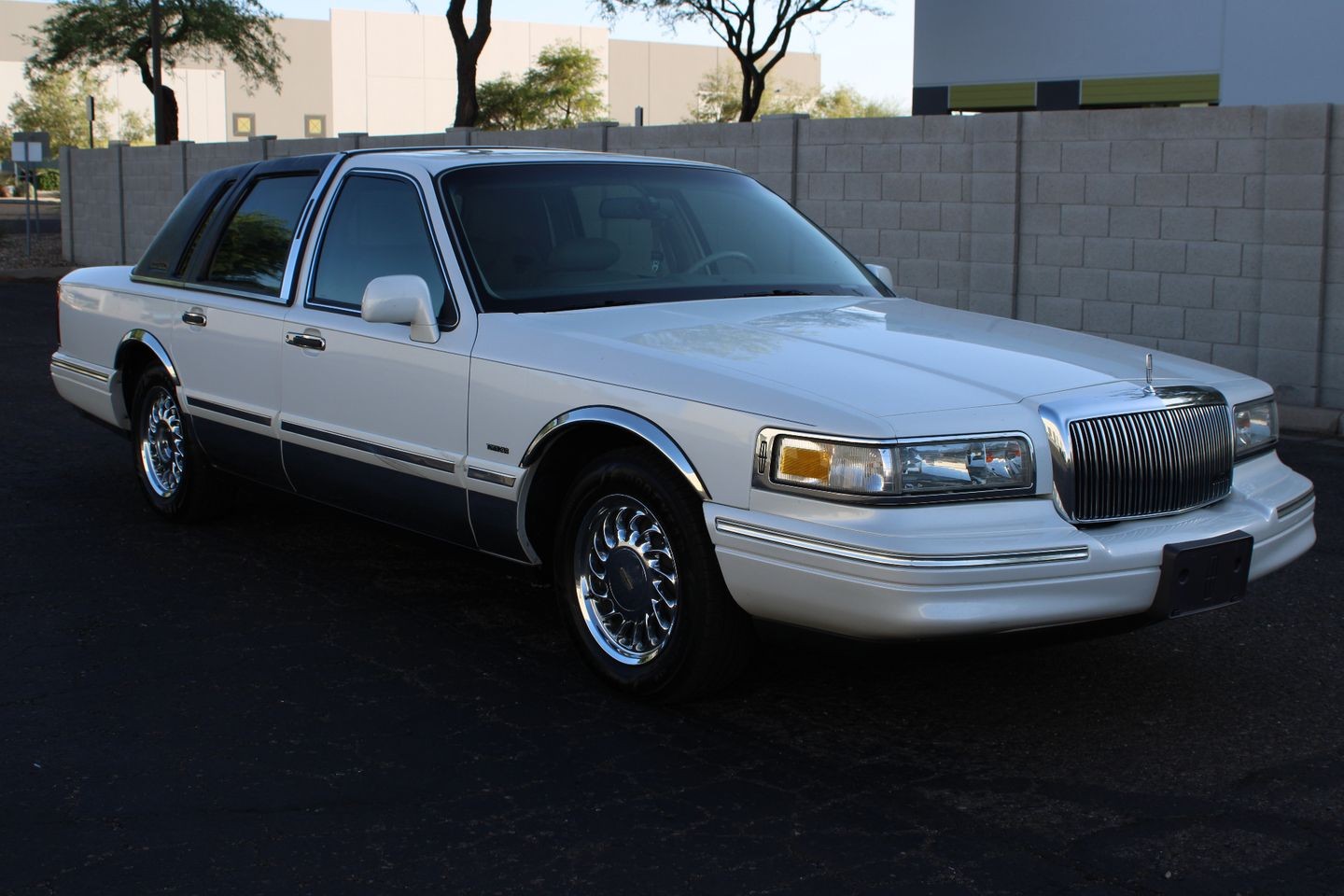 Lincoln Town Car 1996