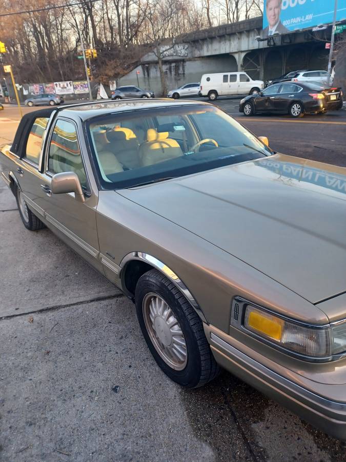 Lincoln-Town-car-signature-1996-custom