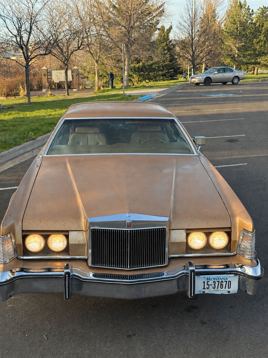 Lincoln-mark-4-1975-Coupe-Brown