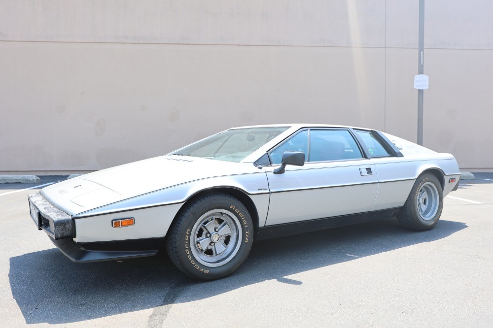 Lotus-Esprit-1979-Coupe-Red