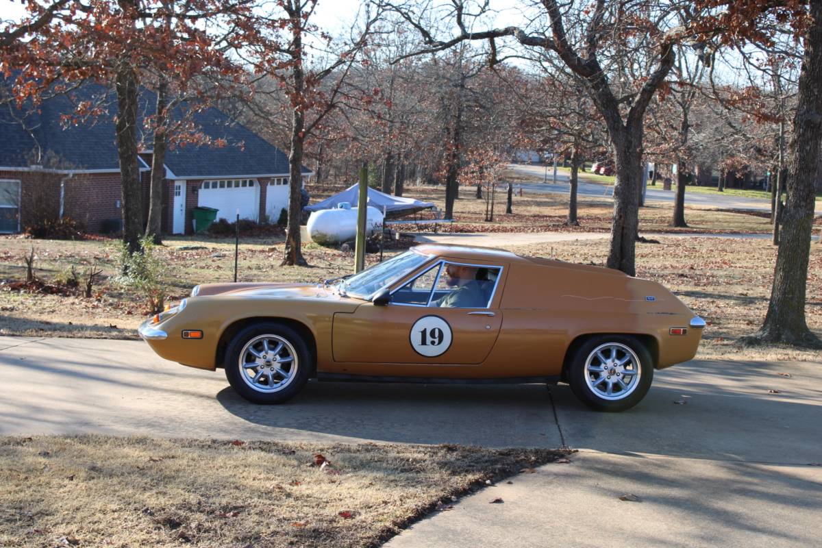 Lotus-Europa-1972-brown