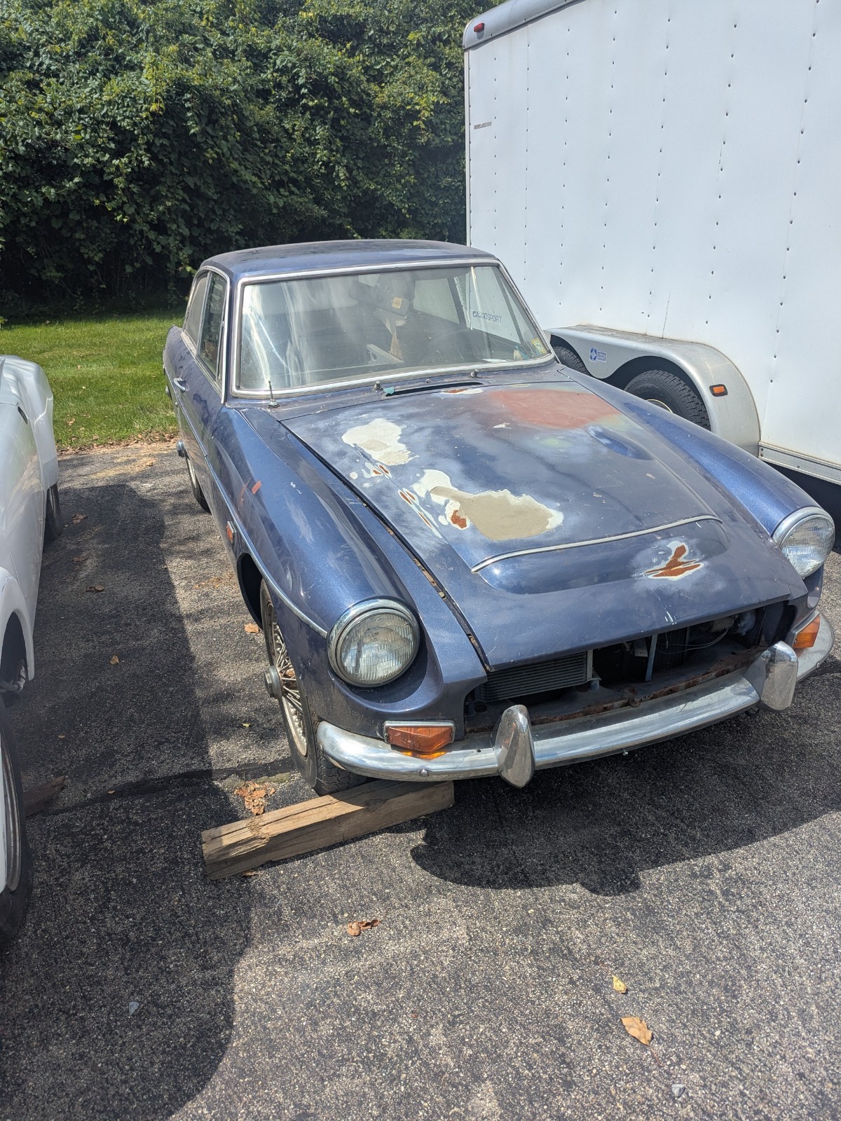 MG-MGC-1969-Coupe-Black