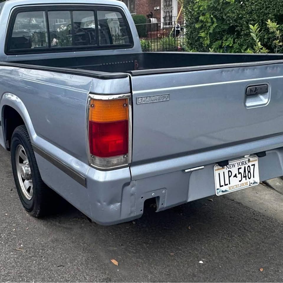 Mazda-B-series-1988