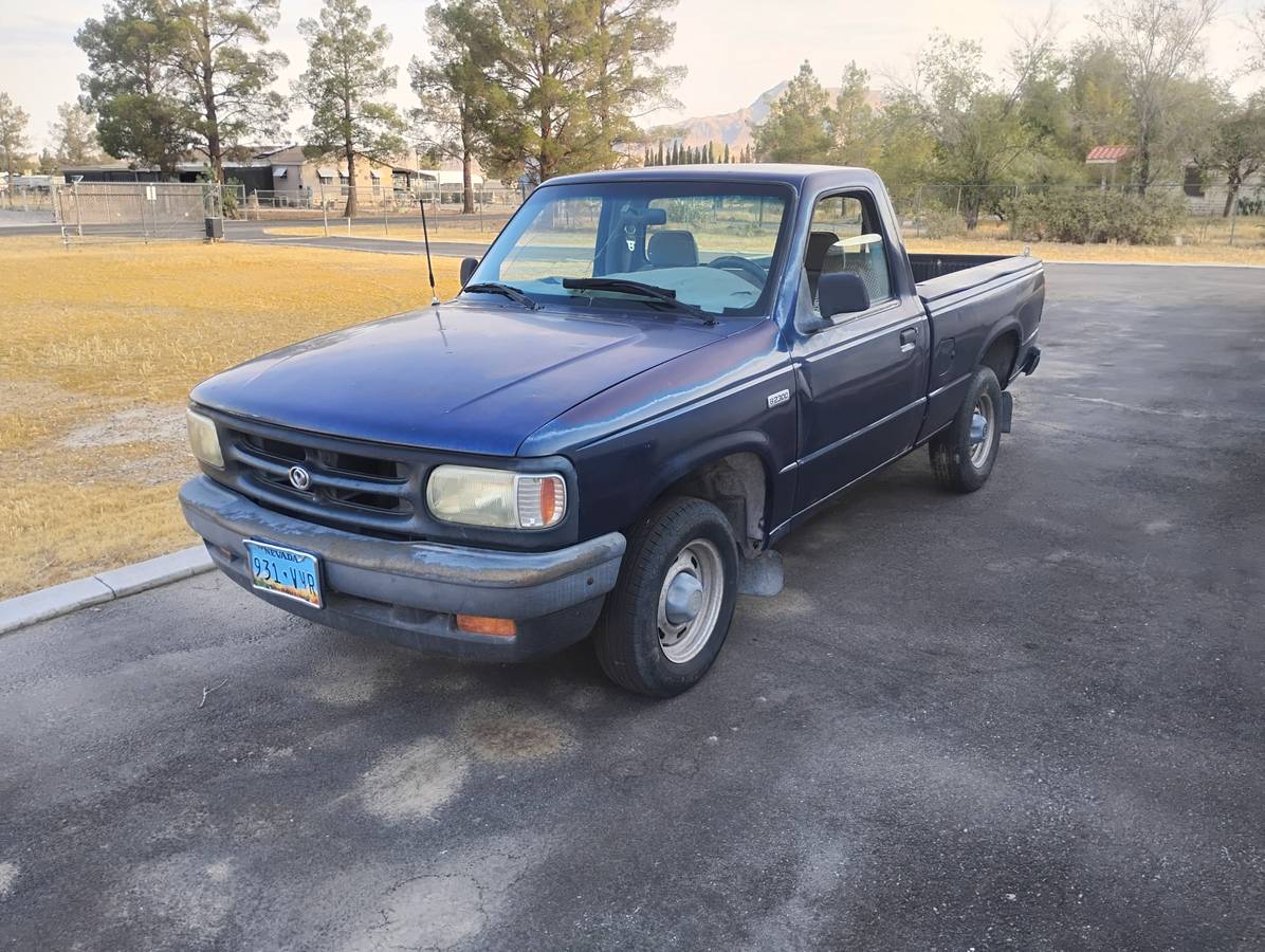 Mazda-B2300-truck-1995