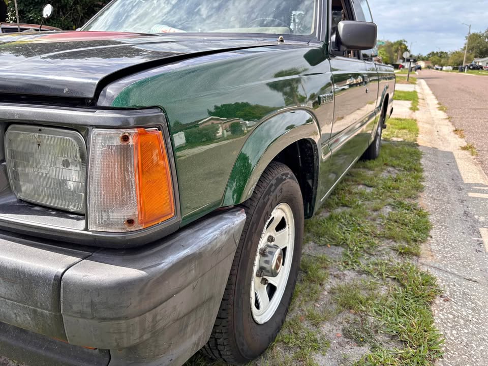 Mazda-Mazda-b-series-cab-plus-1993