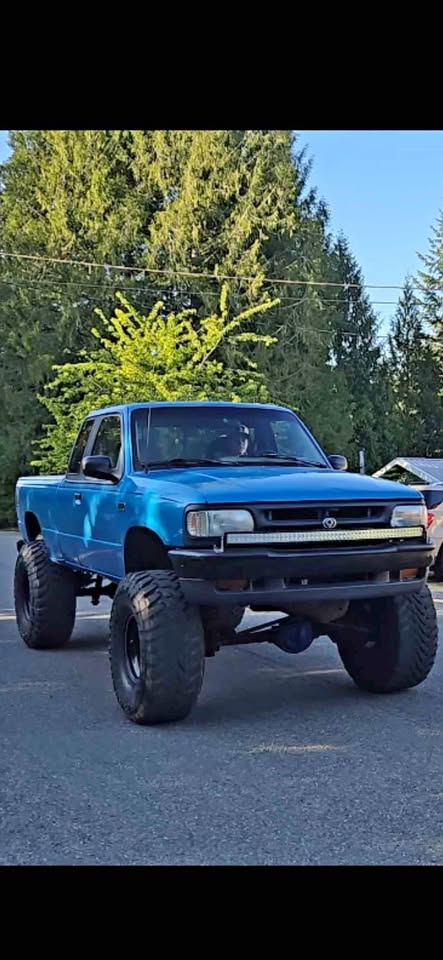 Mazda-Mazda-b-series-extended-cab-1994