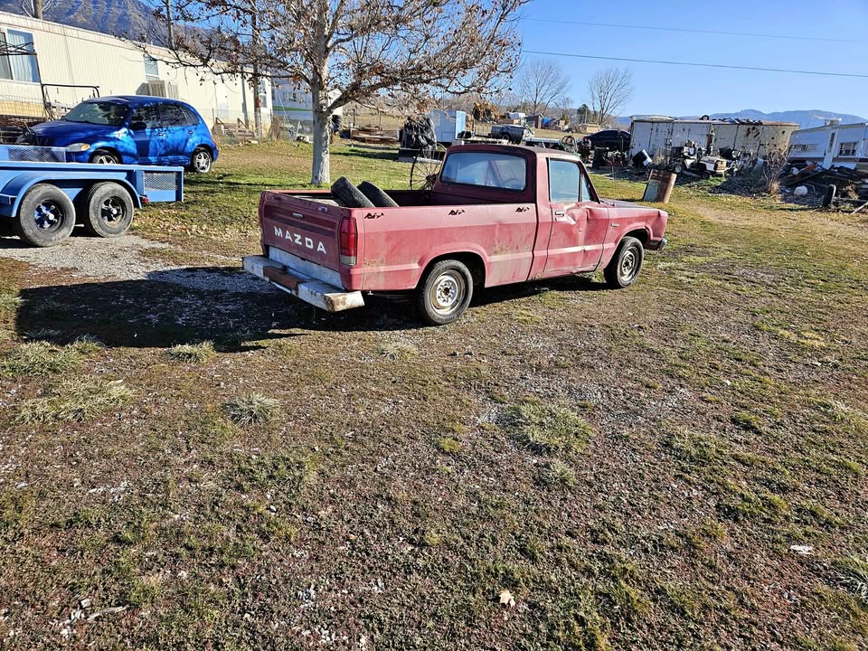 Mazda-Mazda-b-series-regular-cab-1978