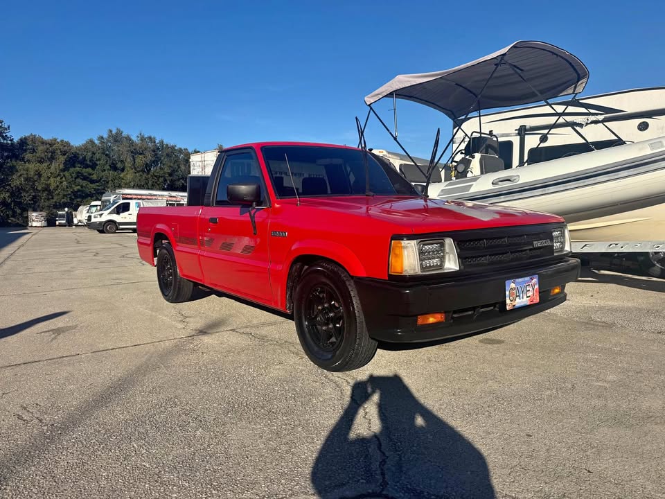 Mazda-Mazda-b-series-regular-cab-1990