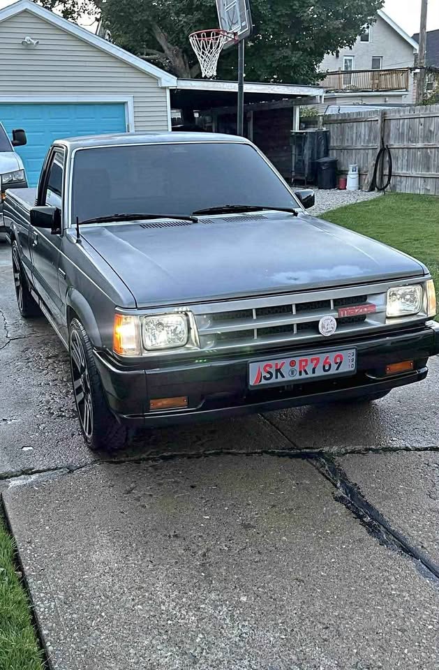 Mazda-Mazda-b-series-regular-cab-1991