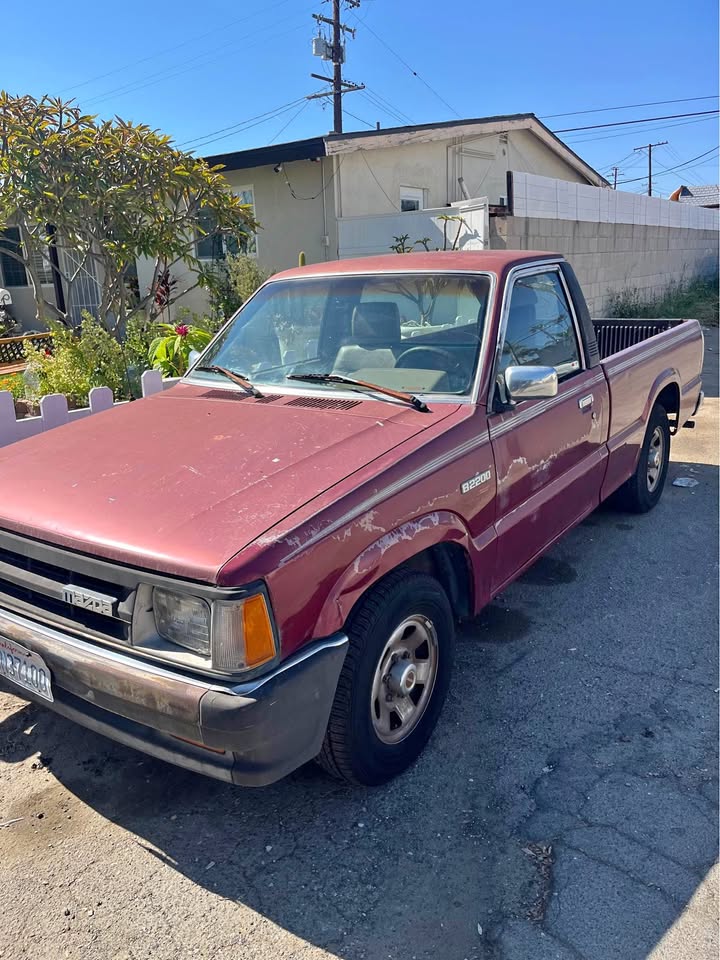 Mazda-Mazda-b-series-regular-cab-1993