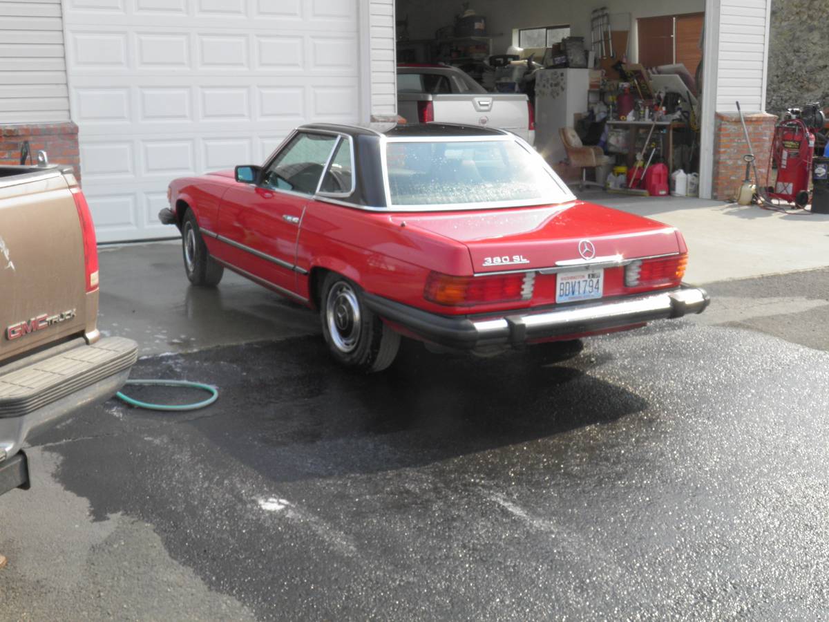 Mercedes-380-sl-1984-red Mercedes-380-sl-1984-red