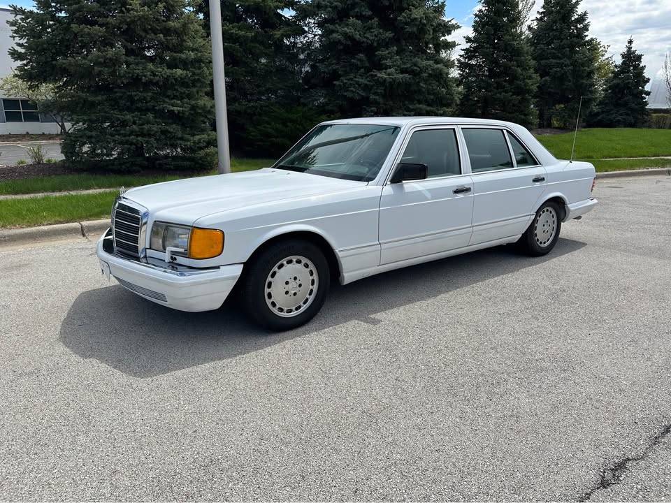 Mercedes-560sel-1991-White