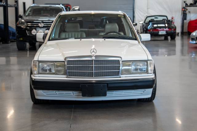 Mercedes-benz-190-series-1992