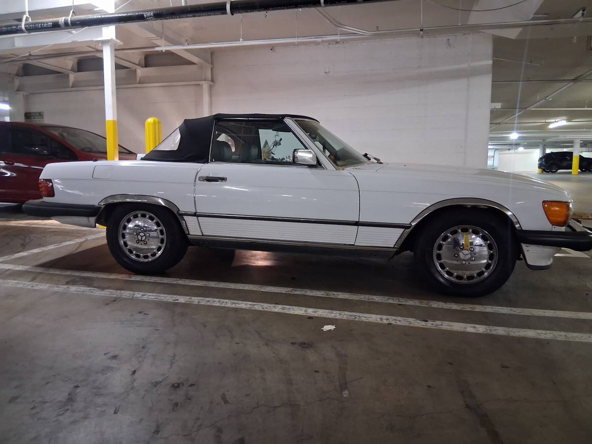 Mercedes-benz-1987-white