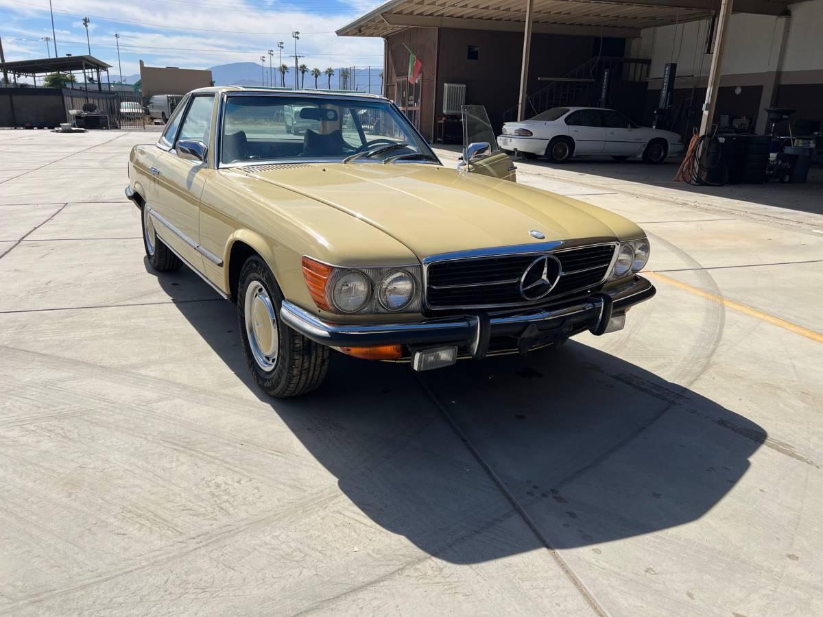 Mercedes-benz-350sl-1972-yellow