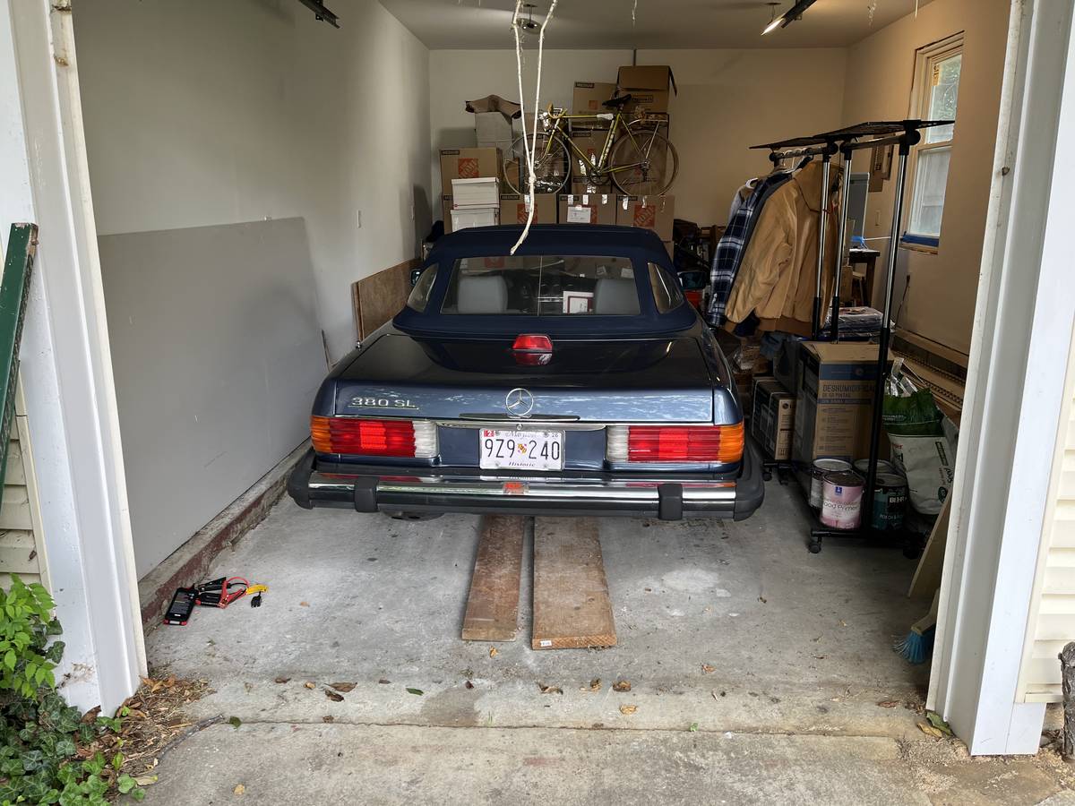 Mercedes-benz-380-sl-1981-Blue