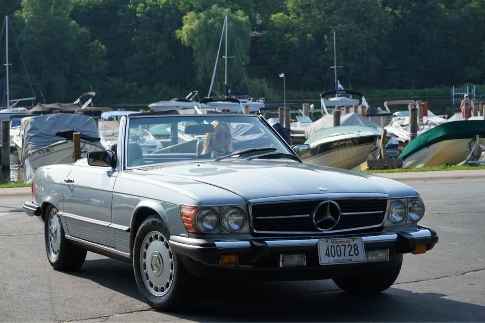 Mercedes-benz-380sl-1984-blue