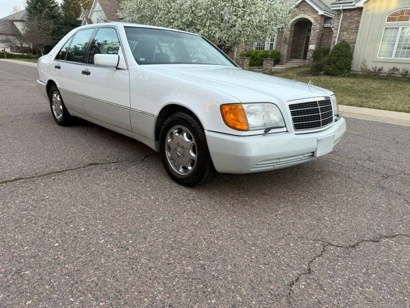 Mercedes-benz-400-1992