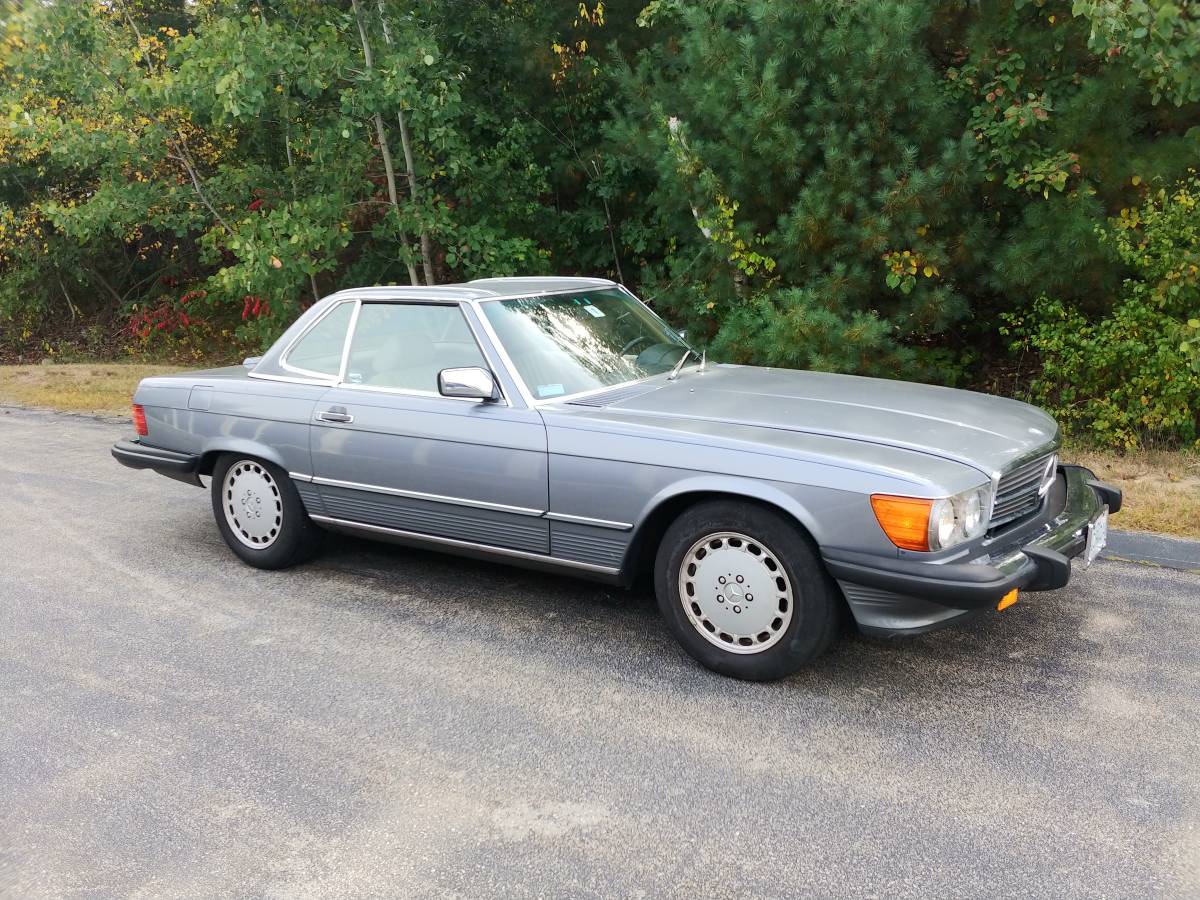 Mercedes-benz-560-1988-silver