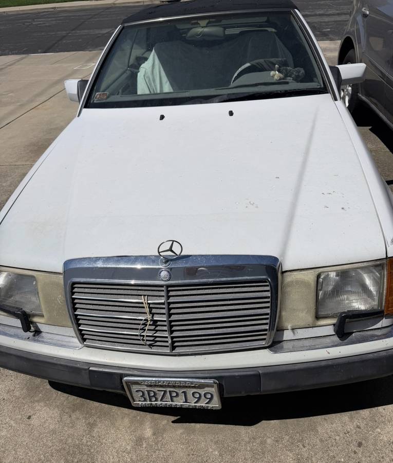 Mercedes-benz-C-class-1993-white