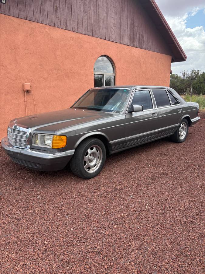 Mercedes-benz-S-class-1983-grey