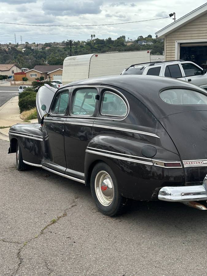 Mercury-1946-black
