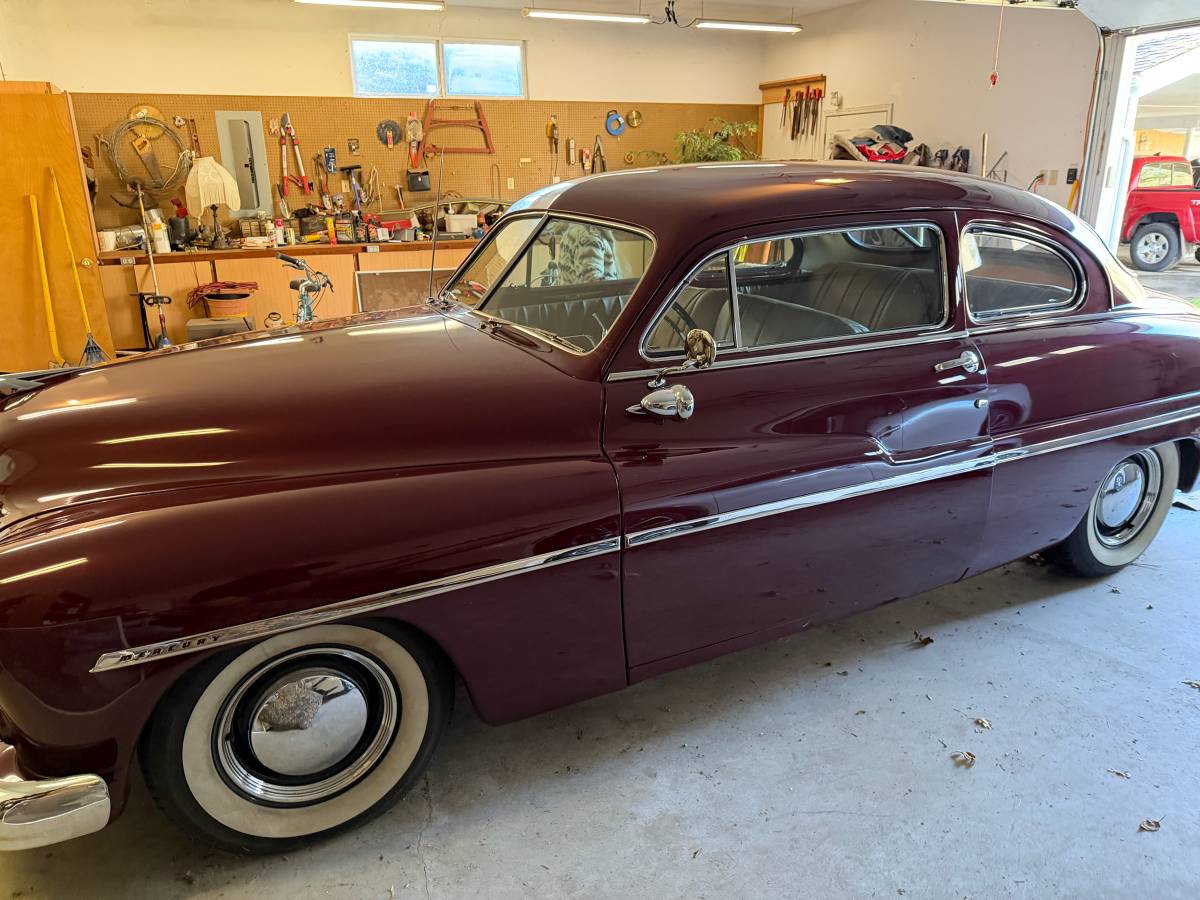 Mercury-1949-red