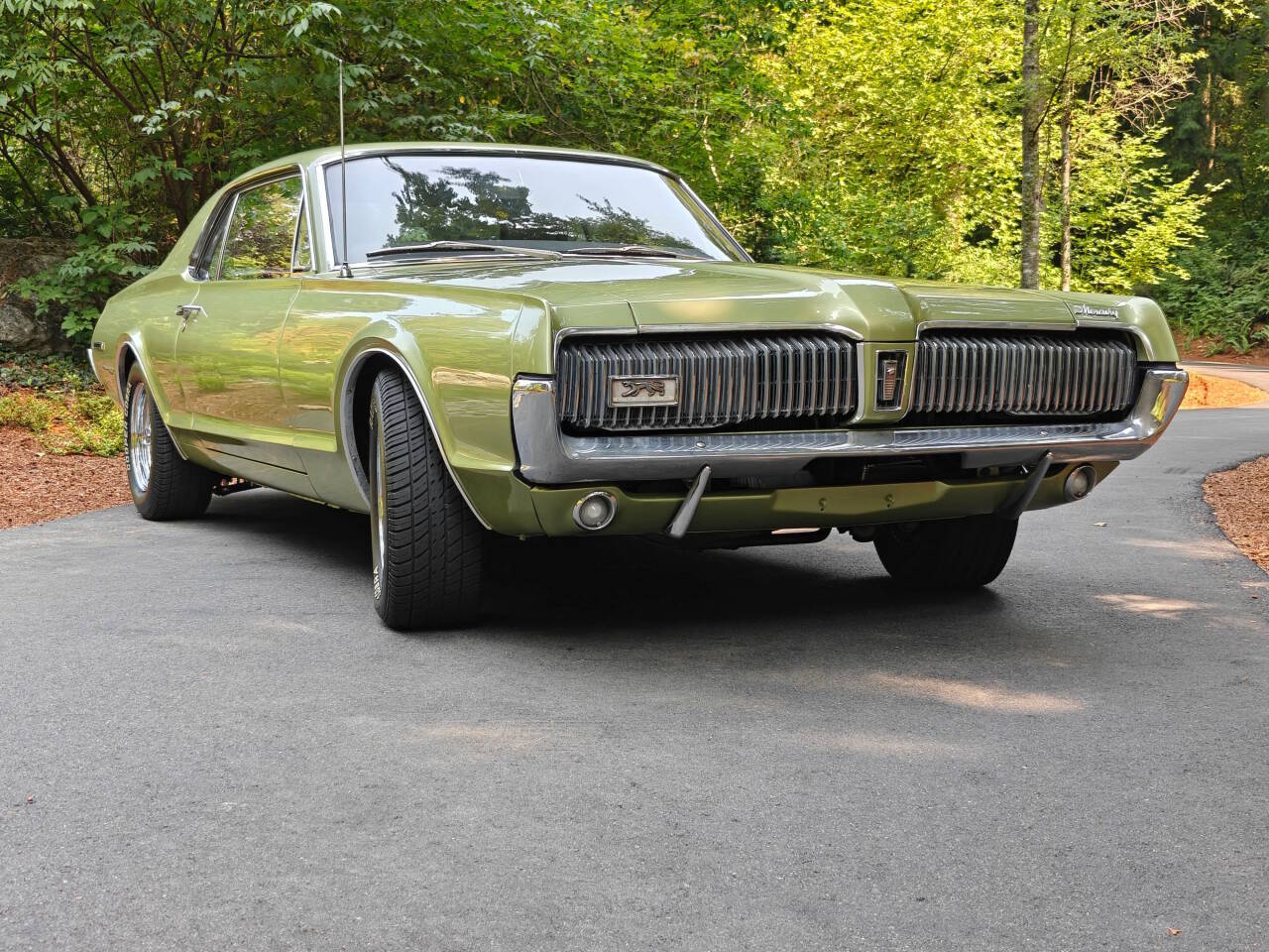 Mercury-Cougar-1967-Green-Black