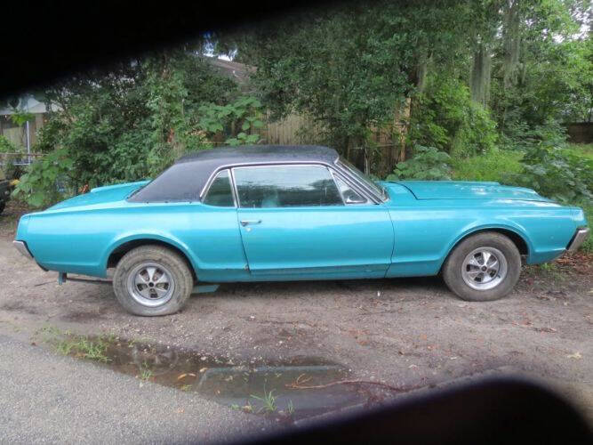Mercury-Cougar-1967-Teal-Aqua