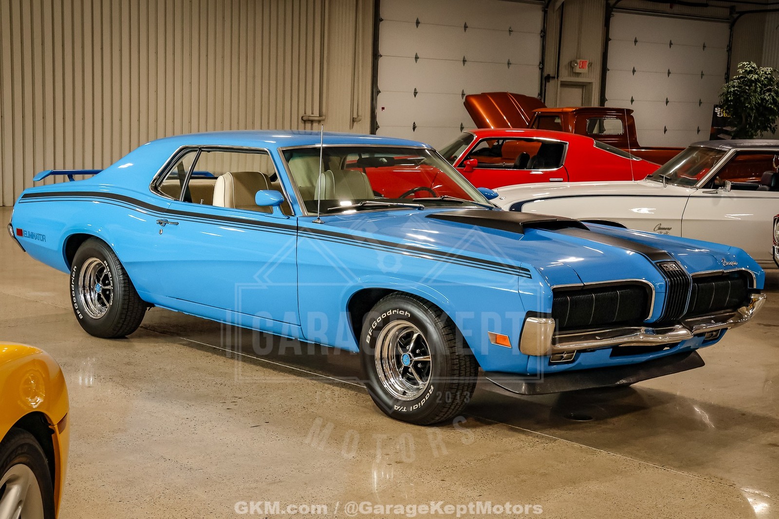 Mercury-Cougar-1970-Coupe-White-Corinthian-Vinyl